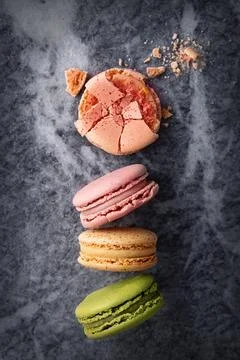 Macarons on a marble background viewed from above Fotos Stock