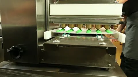 Macaroon dough machine Video stock 11473415
