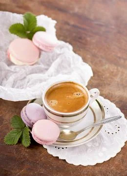 Macaroon on a wooden background Foto stock