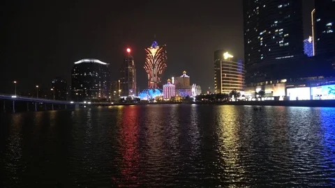 Macau casinos at night 스톡 동영상 86182377