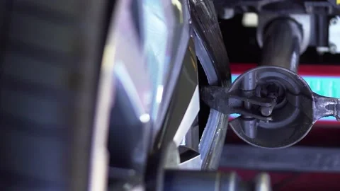 Machine changing a tire Stock Footage 195099116