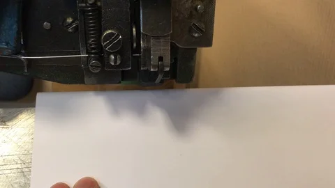 Machine. Clip, magazine. Vídeos de archivo 101096105