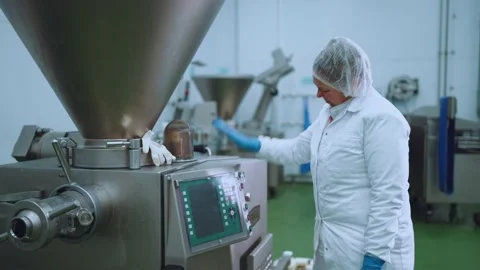 The machine does not work for the worker at the factory Stock Footage 226724848