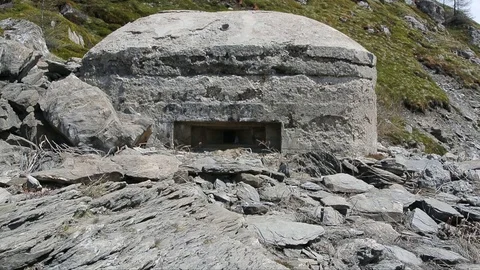 Machine gun bunker of the World War II to the lake of Moncenisio Video stock 116767888