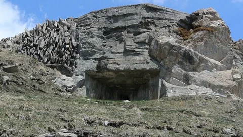 Machine gun bunker of the World War II to the lake of Moncenisio Video stock 116768523