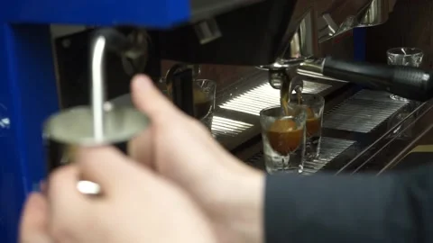 The machine pours coffee Stock Footage 159896705