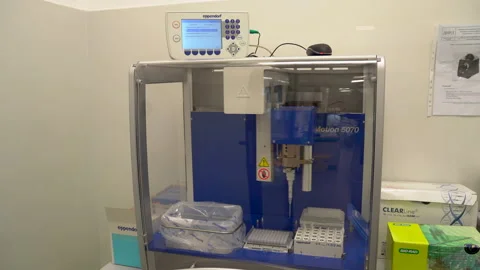 A machine which doing tests ( automatic ) on coronavirus ( covid19 ) Stock Footage 158517382
