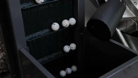 Machinery Cleaning Driving Range Golf Balls Stockbeeldmateriaal 220477503