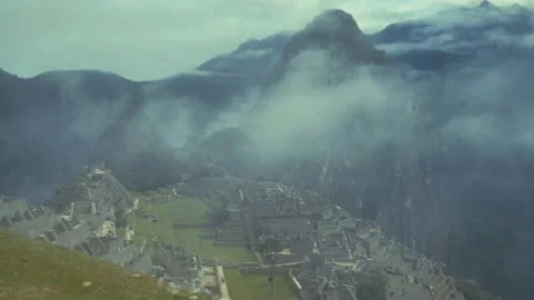Machu Picchu Time lapse with clouds Stock Footage 208953697