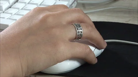 Macintosh computer mouse, Asian female hand Stock Footage 57410095