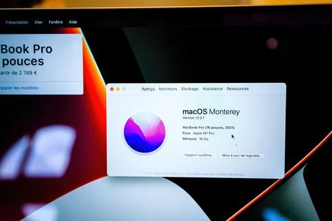 MacOS Monterey on the new Apple Computers MacBoon pro 14 Foto stock