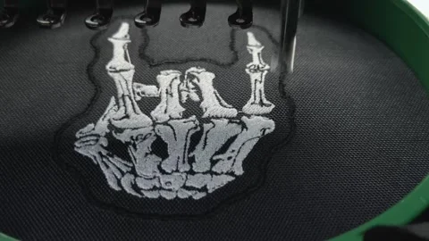Macro Close Up Industrial Embroidery Machine Finishing White Skeleton Hand .. 스톡 동영상 332205970