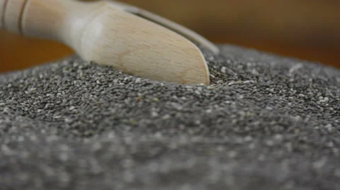 Macro closeup of nutritious black chia grain Vidéo 67600837