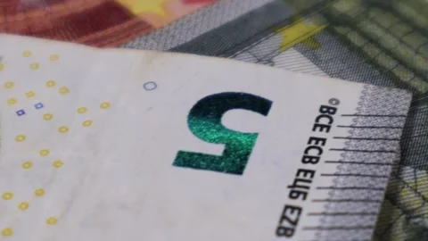 Macro level closeup of security features of Euro banknotes, rotating 360 degrees Stock Footage 271687316