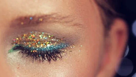 Macro makeup for Christmas. Stock-Footage 82736916