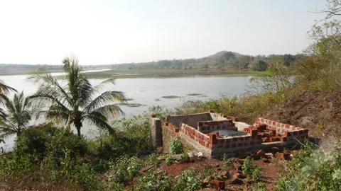 Macro shot of lake with construction work at the shores of lake Vídeo Stock 150718532