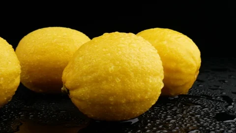 Macro shot of lemons, slow motion. Video stock 124823020