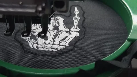 Macro Side View Industrial Computerized Embroidery Machine Stitching Final .. 스톡 동영상 332206080