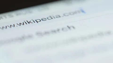 MACRO: Typing Wikipedia domain in browser bar Vídeo Stock 71904522