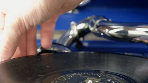 Macro view: Old vintage retro gramophone. 4k 60fps Stock-Footage 103312699