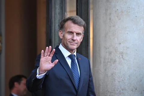 Macron, Mitsotakis hold talks on sidelines of International Space Summit, Paris, Stock-Fotos