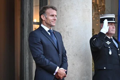 Macron, Mitsotakis hold talks on sidelines of International Space Summit, Paris, Stock-Fotos