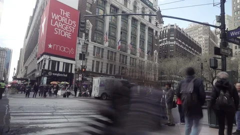 MACY'S - CROWDS CROSS SIXTH AVENUE NYC Video stock 88551060