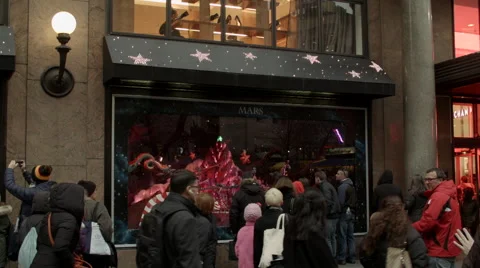 Macys Holiday Windows. Black Friday.  Vídeo Stock 47247793