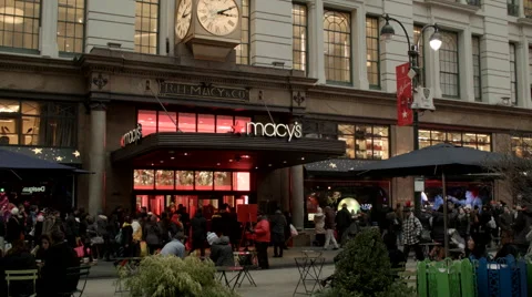 Macy's Store Entrance NYC  Vídeo Stock 47248448