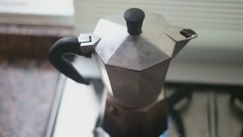 Made coffee image with coffee maker, the moka pot Video stock 236320278