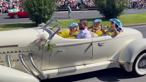 Madeira Flower Classic Auto Parade 2026 (Part 38) 스톡 동영상 334670640
