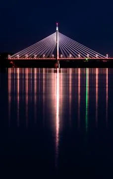 Madieri cable-stayed bridge in Budapest, evening twilight, bridge lighting Foto stock