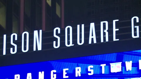 Madison Square Garden. Pan of Madison Square Garden Sign. Stock-Footage 48856891
