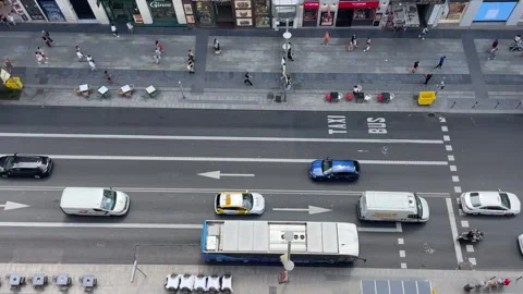 Madrid Gran Via with Traffic Stockbeeldmateriaal 338005070