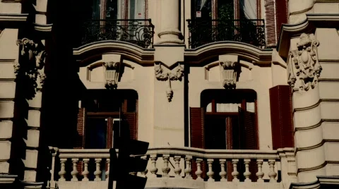Madrid, Spain, Facade covered by shadows in Gran Vía Vídeos de archivo 704251