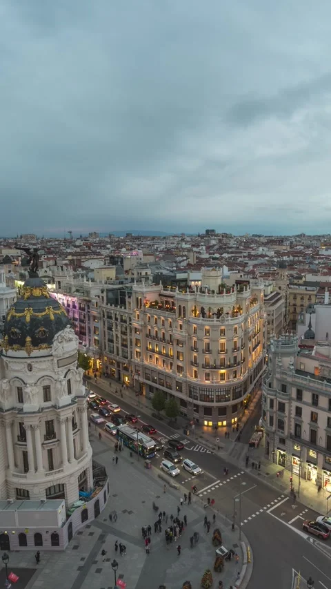 Madrid Spain time lapse day to night high angle view skyline at Gran Via street Vídeos de archivo 328038721