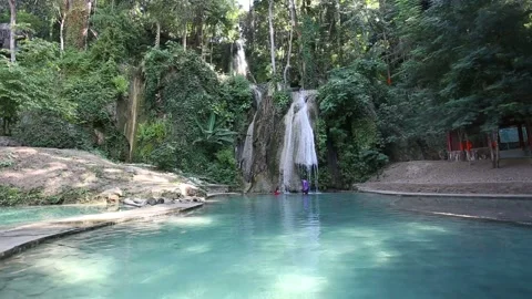 Mae Ka Sa Waterfall  Stock Footage 154339848