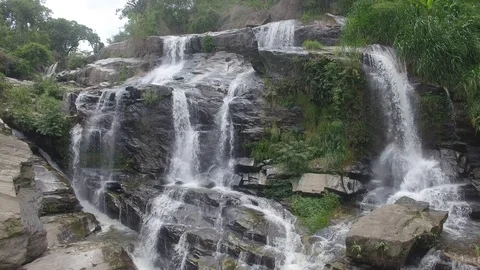 Мае Klang Waterfall, Doi Inthanon, Chiang Mai, Thailand Stock Footage 99054274