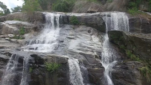 Мае Klang Waterfall, Doi Inthanon, Chiang Mai, Thailand Stock-Footage 99058729