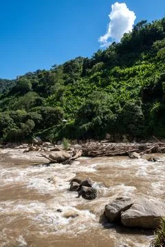 Mae Taeng River Rapids and Green Hills, Chiang Mai Foto stock