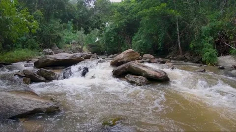 Mae Ya waterfall, Doi Inthanon national park Chiang Mai, Thailand. slow motion Stock Footage 143003043