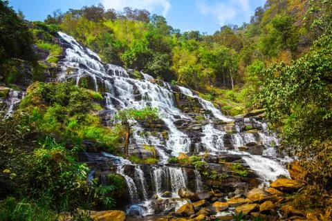 Mae Ya Waterfall Stock-Fotos