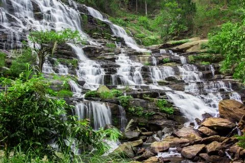 Mae Ya Waterfall Stock-Fotos