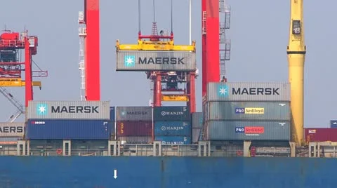 Maersk Container Being Loaded Onto Ship 2 스톡 동영상 10831600