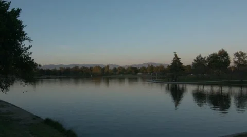 Magic Hour: Lake Balboa 스톡 동영상 40273268