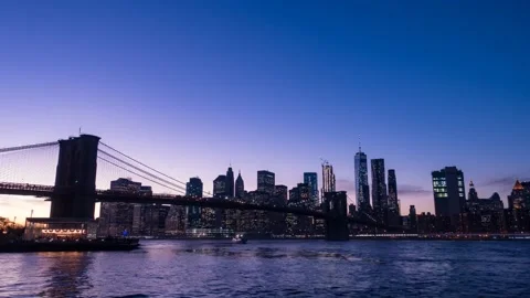 Magic Hour Time lapse of Brooklyn Bridge and New York skyscrapers Stock Footage 143578488