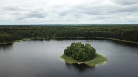 Magic Lake Medesno Vídeo Stock 112417946