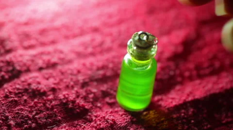 Magic potion little jar tiny elixer elixir Stockbeeldmateriaal 58424181