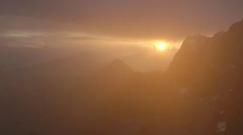 Magic Sunset In The Mountains - Pan Tilt (Canon Log) Видео 54622070