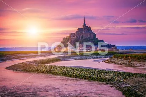 Magnificent Mont Saint Michel cathedral on the island, Normandy, Northern Fra Stock Photos